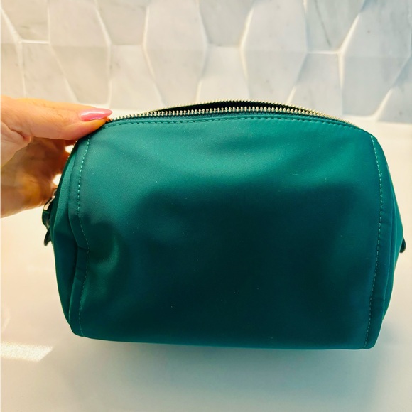 Kate Spade makeup pouch. Deep Emerald Green. New without tags. Never used. - Picture 2 of 9
